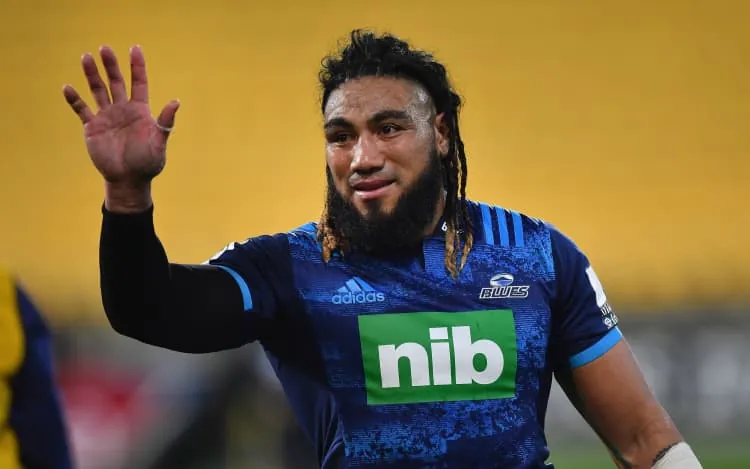 Ma'a Nonu playing for the Blues in 2019.